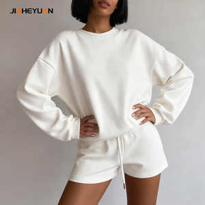 Conjunto Deportivo de 2 Piezas para Mujer de Alta Calidad, Sudadera de Algodón Orgánico Personalizada al por Mayor, Conjuntos Cortos de Verano para Mujer - Product Image 4
