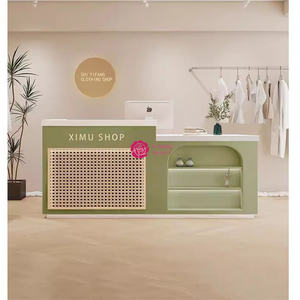 Yicheng Beauty Bureau de réception moderne et durable <span class=keywords><strong>Comptoir</strong></span> de réception en bois clair pour <span class=keywords><strong>boutique</strong></span> à des prix abordables - Product Image 2
