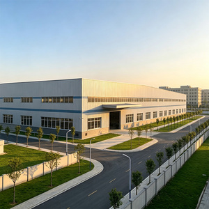 Atelier en structure métallique préfabriquée à ossature cloutée, haute résistance et grande portée, pour la production de lignes d'assemblage d'équipements lourds - Product Image 2