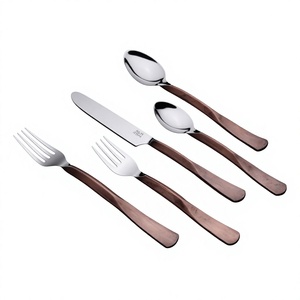 Juego de Cubiertos de Metal Estilo Francés con Mangos de Bronce, Juego de Cubiertos Vintage de 5 Piezas, Diseños Personalizables, Aptos para Contacto con Alimentos - Product Image 1