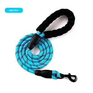Evcil Hayvan Malzemeleri Yeni Yansıtıcı Çizgili Yuvarlak Halat Naylon Geri Çekilemeyen Orta ve Büyük Boy Köpek Tasması Stokta Toptan - Product Image 5