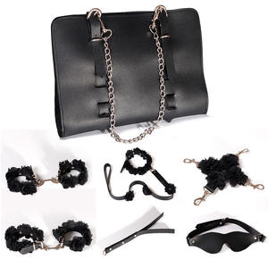 Bunte Bondage-Bänder Peitschen für Rollenspiele Oralsex Leder-Mundknebel Fransenpeitsche Erotisches Sexy-Würfelspiel - Product Image 6