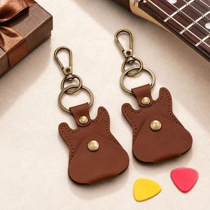 Porta púas de guitarra en stock, caja de púas de guitarra de cuero PU, funda para púas de bajo folk, llavero con forma de púa de guitarra - Product Image 3