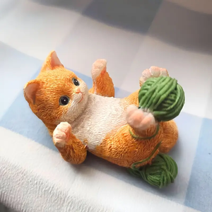 لعبة سطح المكتب الإبداعية سلسلة الكرة الراتنج القط المحمول ، حيوان لطيف الكرتون تزيين المنزل هدية عيد ميلاد - Product Image 1