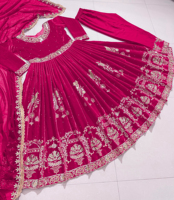 Style indien pakistanais lourd pur viscose velours avec broderie paillettes travail longues robes Anarkali avec Dupatta ensemble pour les femmes