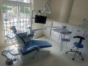 China Manufacturer <strong>Price</strong> <strong>Dental</strong> Equipment Electric Whole Set Luxurious <strong>Dental</strong> <strong>Chair</strong> <strong>Unit</strong> - Product Image 2