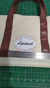 Sac fourre-tout en toile imprimé personnalisable et élégant pour femmes, vente en gros, faible MOQ, options de design personnalisées - Product Image 4