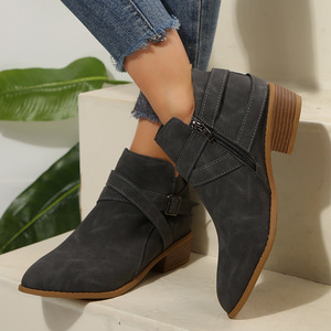 <span class=keywords><strong>Bottes</strong></span> à bout pointu de grande taille, nouvelles <span class=keywords><strong>bottes</strong></span> courtes à talon moyen avec fermeture éclair latérale et sangle croisée pour femmes 43 - Product Image 3