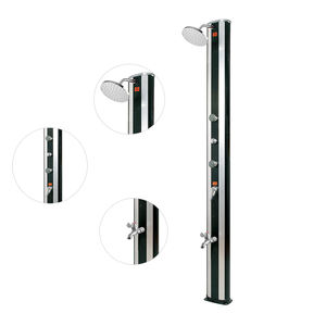 <span class=keywords><strong>Douche</strong></span> <span class=keywords><strong>solaire</strong></span> extérieure en aluminium de luxe avec pulvérisateurs de massage pour le dos et buse de rinçage des pieds pour un confort et une relaxation accrus - Product Image 1