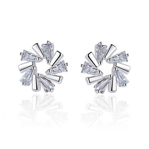 Orecchini a perno a forma di fiore trapezoidale scintillante per donna, gioielli per le orecchie in stile dolce e naturale - Product Image 6