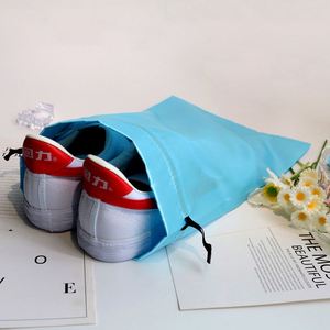 Sac à cordon en satin personnalisé avec logo et taille pour accessoires capillaires, sac anti-poussière en satin pour vêtements, chapeaux, emballage et rangement de chaussures - Product Image 4