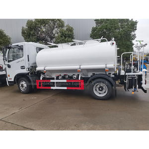 Dongfeng 5M3 Camion arroseur d'<span class=keywords><strong>eau</strong></span> pour le transport d'<span class=keywords><strong>eau</strong></span> Camion-citerne 5 cubes arroseur d'<span class=keywords><strong>eau</strong></span> potable - Product Image 5
