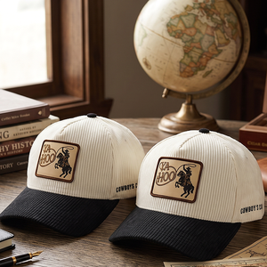 Casquette en velours côtelé personnalisée, faible MOQ, OEM ODM, avec patch en cuir brodé, style western cowboy, bicolore crème et noir, 5 panneaux - Product Image 2