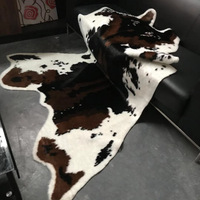 Kunden spezifische Form Langlebiger Tier bedruckter Teppich Wohnheim Teppich Tierhaut Kunst pelz Kuh Teppich Bedruckter Rindsleder Teppich für Wohnzimmer