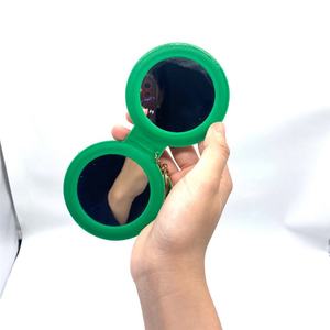 High Quality Pocket Custom Logo Mirror <b>Keyring</b> <b>Mini</b> Cute Key Chain Makeup Mirror Keychain - Product Image 4