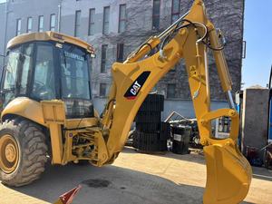 รถแบคโฮ CAT 420F 4x4 พร้อมใช้งาน / CAT420F BACKHOE - รถตักดินมือสอง Caterpillar สภาพดี บำรุงรักษาอย่างสมบูรณ์ - Product Image 4