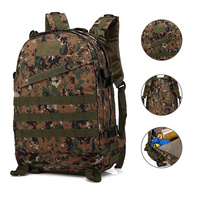Sac à dos tactique camouflage imperméable 40L de haute qualité avec doublure en nylon, style tendance à cadre interne pour la randonnée et la chasse (vente en gros)