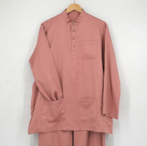 Trang phục truyền thống của người Hồi giáo: Bộ Kurta áo dài tay và quần với chất liệu da ngọc trai Cekuk Musang - Product Image 4