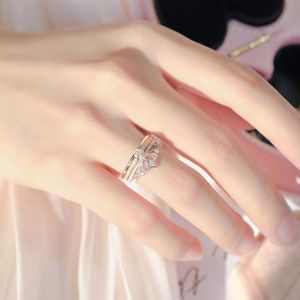Luxe brillant Zircon château feux d'artifice couches anneau pour <span class=keywords><strong>dames</strong></span> diverses formes de conception couronne anneau ensemble bijoux de mode pour les femmes - Product Image 5
