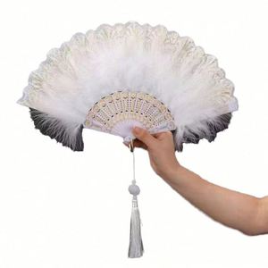 Elegante Abanico Plegable de Encaje con Plumas para Baile, Hecho a Mano, Estilo Antiguo, de Plástico, Duradero, Clásico, para Fiestas - Product Image 4