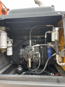 Excavatrice Volvo EC200, nouveau modèle, machine de terrassement, poids opérationnel de 2,6 à 3,1 tonnes, pompe à engrenages Volvo Penta, engin de construction - Product Image 4