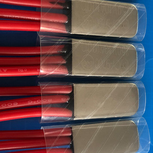 เทอร์โมสตัทป้องกันความร้อนสามเฟส 24x11x5 มม. สวิตช์ควบคุมอุณหภูมิมอเตอร์สำหรับใช้งานในอุตสาหกรรม - Product Image 1