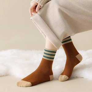 Crew Socks Mid-Calf Warm Winter Sweat-Absorbent Women Casual Style Mixed Colors Polyester Fiber - Product Image 4