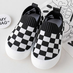 रंग ब्लॉक बेबी स्नीकर्स, यूनिसेक्स डिजाइन के साथ बच्चों के जूते बहुत लुभावनी और झुर्रियों के लिए प्रतिरोधी - Product Image 1