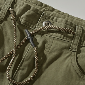 Bermudas holgadas con diseño de hojas de verano para hombre - Product Image 1