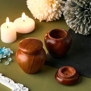 Urna Moderna de Luxo em Madeira Maciça Ecológica Feita à Mão para Cinzas de Animais (Cães e Gatos) com Logotipo Personalizado - Product Image 4