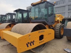 Rodillo Vibratorio XS223J de Segunda Mano en Buen Estado, Compactador de un Solo Tambor para la Construcción de Carreteras Rurales - Product Image 1