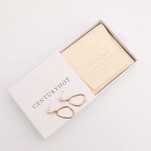 PUPPYSEW Beige 8*8cm PU Leather Bags Jewelry Pouches Jewelry Packaging Earrings Necklace Rings Package <b>Envelope</b> Bags With Logo - Product Image 5