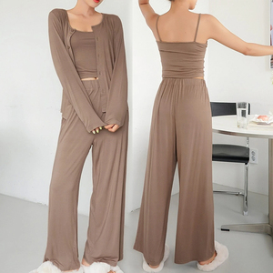 Camicetta personalizzata con bottoni e pantaloni della tuta Set di <span class=keywords><strong>pigiami</strong></span> modali di alta qualità 3 pezzi Set da salotto donna - Product Image 1