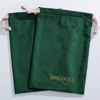 Pochette à bijoux en velours vert forêt de qualité supérieure avec logo doré imprimé et ruban pour emballage cadeau de montre de luxe