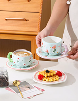 Vente directe usine – Nouvelle tasse à café en céramique mignonne avec motif en relief, créative, avec nœud floral, pour le thé de l'après-midi, avec soucoupe