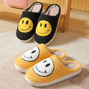Chaussons en peluche chauds pour dames, intérieur, extérieur, fourrure pour femmes et filles, sourire, visage souriant, vente en gros - Product Image 4