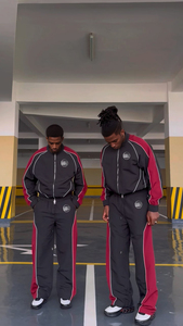 Hot Sale Men <strong>Polyester</strong> <strong>Jogger</strong> Sets Two Piece Set Zip up Windbreaker Tracksuit With Reflective Stripes - Product Image 3