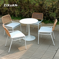 Ensemble de mobilier moderne en plastique fauteuils tissés en osier PVC chaise de salle à manger à cadre en aluminium blanc chaises de jardin en rotin et de patio