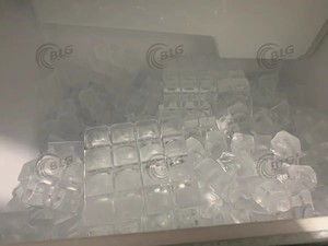 Máquina de Hielo Comercial BLG de Bajo Consumo, Tipo Cubo Pequeño, 220V, con Gran Capacidad de Almacenamiento, Produce Hielo Cristalino de Formación Lenta - Product Image 2