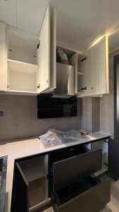 Chine Ensemble de kitchenette moderne au design de petite cuisine populaire Armoire de cuisine en mélamine bon marché - Product Image 4