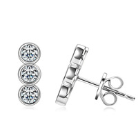 Nouvelle arrivée IGI certifié 925 argent Sterling lunette D couleur Moissanite grimpeur boucles d'oreilles pour les femmes conception de Piercing originale