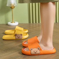 Chaussons d'été antidérapants en EVA à semelle plate pour femmes et couples, motif ours de dessin animé, pour la maison, intérieur et extérieur, vente en gros