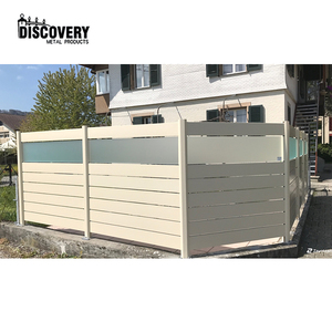 Fourniture d'usine jardin extérieur personnalisé latte en aluminium 8 pieds clôture <span class=keywords><strong>de</strong></span> jardin avec poteau <span class=keywords><strong>de</strong></span> clôture électrique S70 pour la décoration <span class=keywords><strong>de</strong></span> jardin - Product Image 2