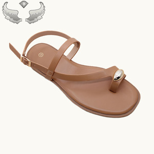 Fashionable Outdoor Flat-bottom Wholesale Casual Comfortable Retro Lightweight Women's <b>Sandals</b> Comfortable and Durable <b>Sandals</b> - Product Image 3