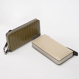 Vendita calda <span class=keywords><strong>nero</strong></span> portafogli da <span class=keywords><strong>donna</strong></span> modello coccodrillo stile europeo <span class=keywords><strong>portafoglio</strong></span> da polso con cerniera per colletto bianco lavoratore con <span class=keywords><strong>portafoglio</strong></span> di fascia alta - Product Image 4