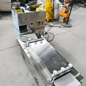 Nouvelle Façonneuse Automatique de Pâte à Baguette Française, Équipement de Boulangerie, Machine à Faire du Pain Français avec Fonction de Fabrication de Baguettes de Maïs et de Blé - Product Image 3