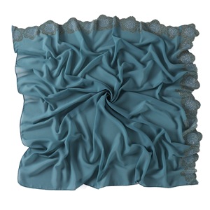 Sciarpa di <span class=keywords><strong>Seta</strong></span> di Alta Qualità per Donne, <span class=keywords><strong>Blu</strong></span> Navy e Nero, Chiffon con Strass, Hijab, Sciarpa per la Testa, Moda Femminile Malese, <span class=keywords><strong>Foulard</strong></span> Quadrati - Product Image 6