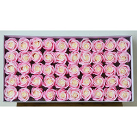Savon en forme de rose artificielle en gros, 50 pièces, DIY, fleur de savon à 3 couches avec boîte
