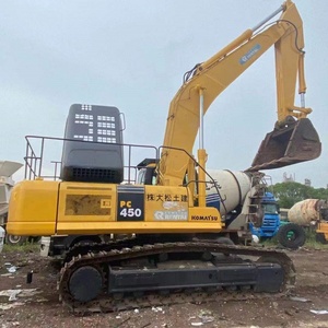 Excavatrice sur chenilles lourde Komatsu PC450 de 45 tonnes d'occasion en bon état avec équipement de terrassement puissant et bon marché à vendre - Product Image 1