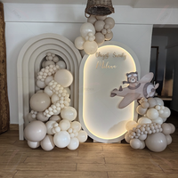 Toile de fond ondulée 3D en PVC de luxe, arc éclairé par LED, scène de mariage, toile de fond ondulée blanche moderne et personnalisée